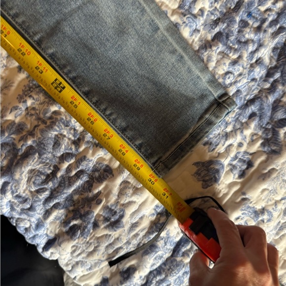 Judy Blue Denim Women's Jeans - Picture 4 of 8